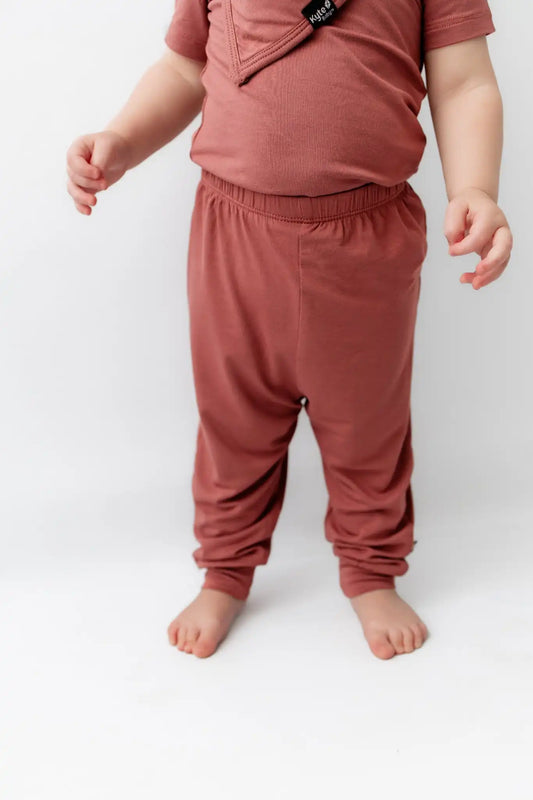 Pant in Ember