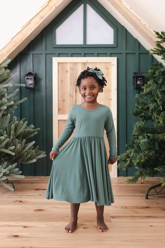 Long Sleeve Twirl Dress in Pine