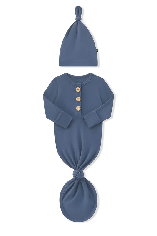 Knotted Day Gown with Hat Set in Oxford